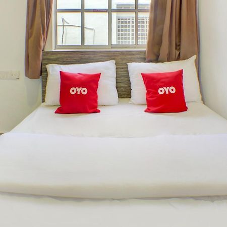 Oyo 90028 Ragula Hotel Johor Bahru Exterior foto