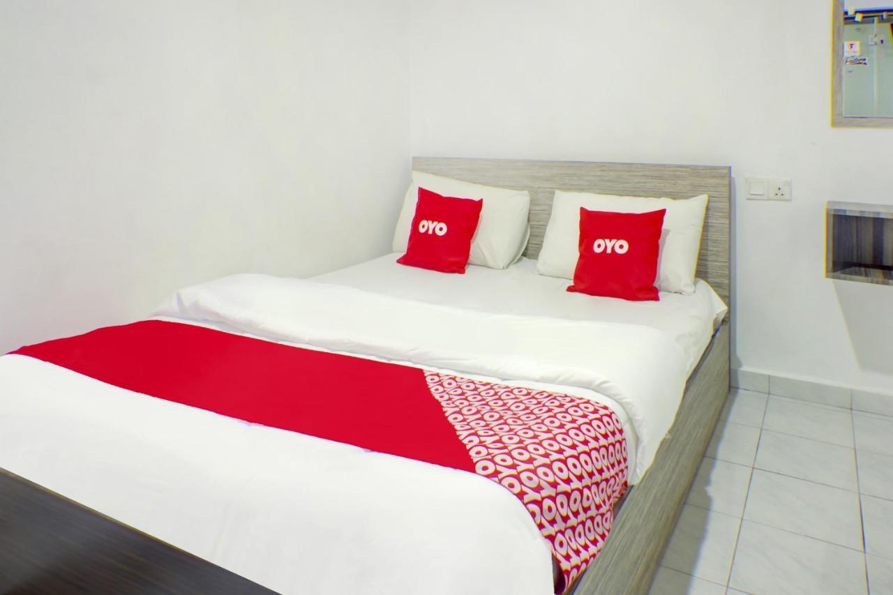 Oyo 90028 Ragula Hotel Johor Bahru Exterior foto